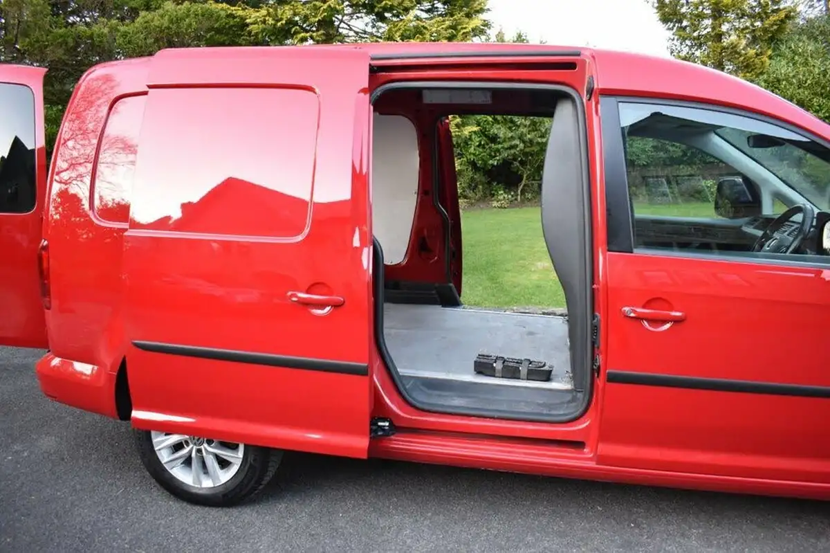 2016-volkswagen-caddy-maxi-20tdi-c20-maxi-highline-bmt-102pseu6-big-27