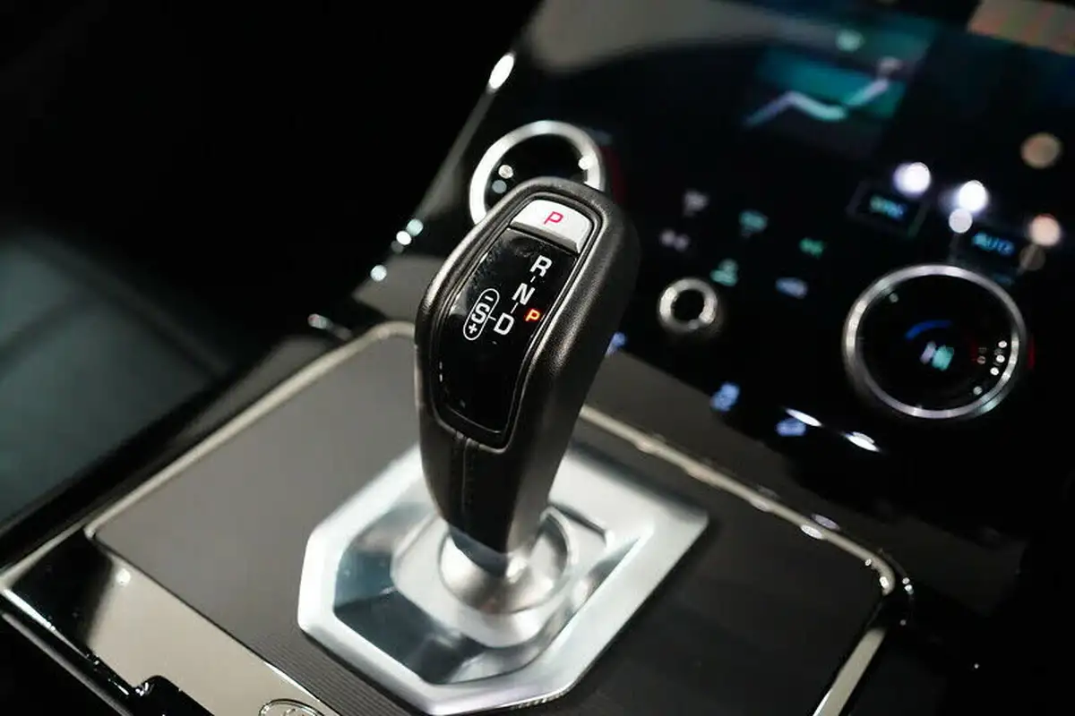 2021-land-rover-range-rover-evoque-20-d200-r-dynamic-hse-big-49