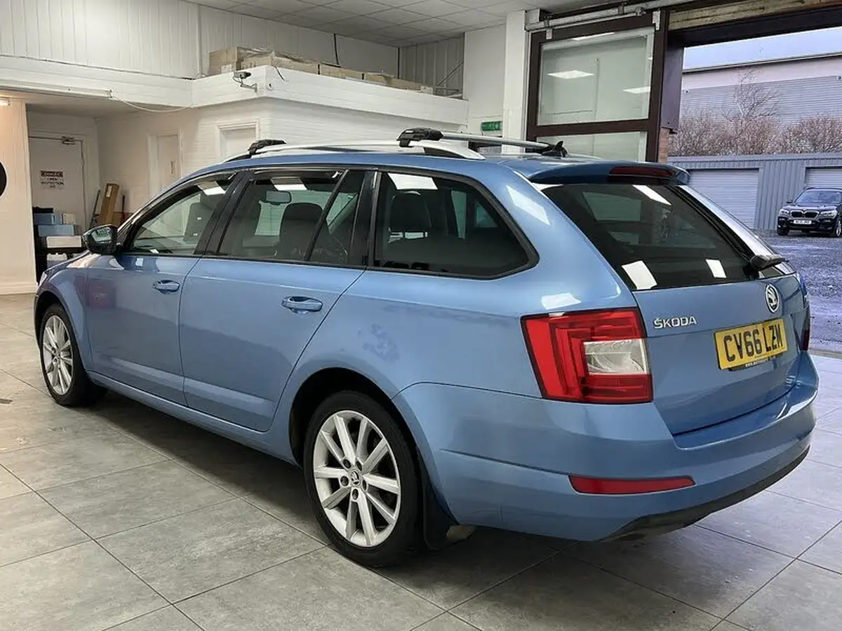 2016-skoda-octavia-16tdi-se-l-estate-dsg-big-5