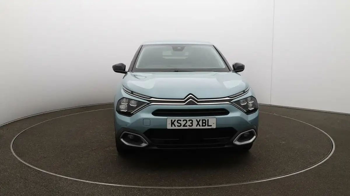 2023-citroen-c4-15bluehdi-shine-plus-big-2