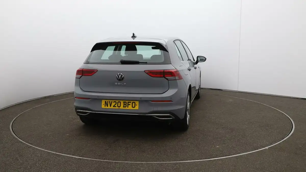 2020-volkswagen-golf-15-tsi-style-130ps-hatchback-big-49
