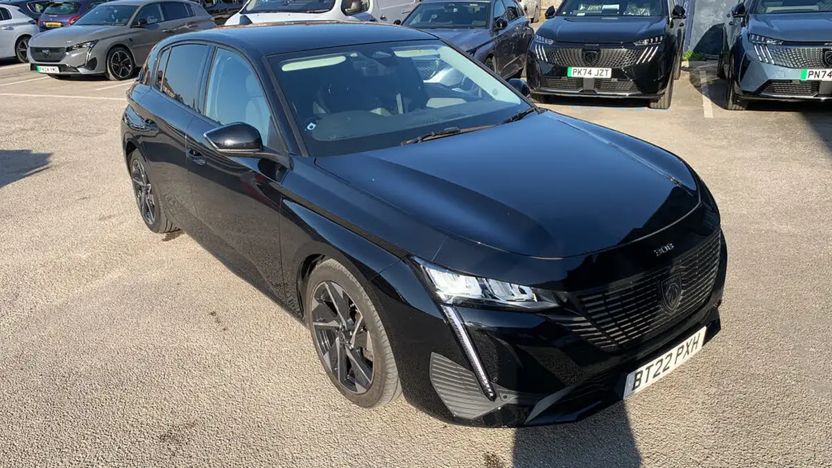 2022-peugeot-308-12-puretech-allure-premium-eat8-big-17