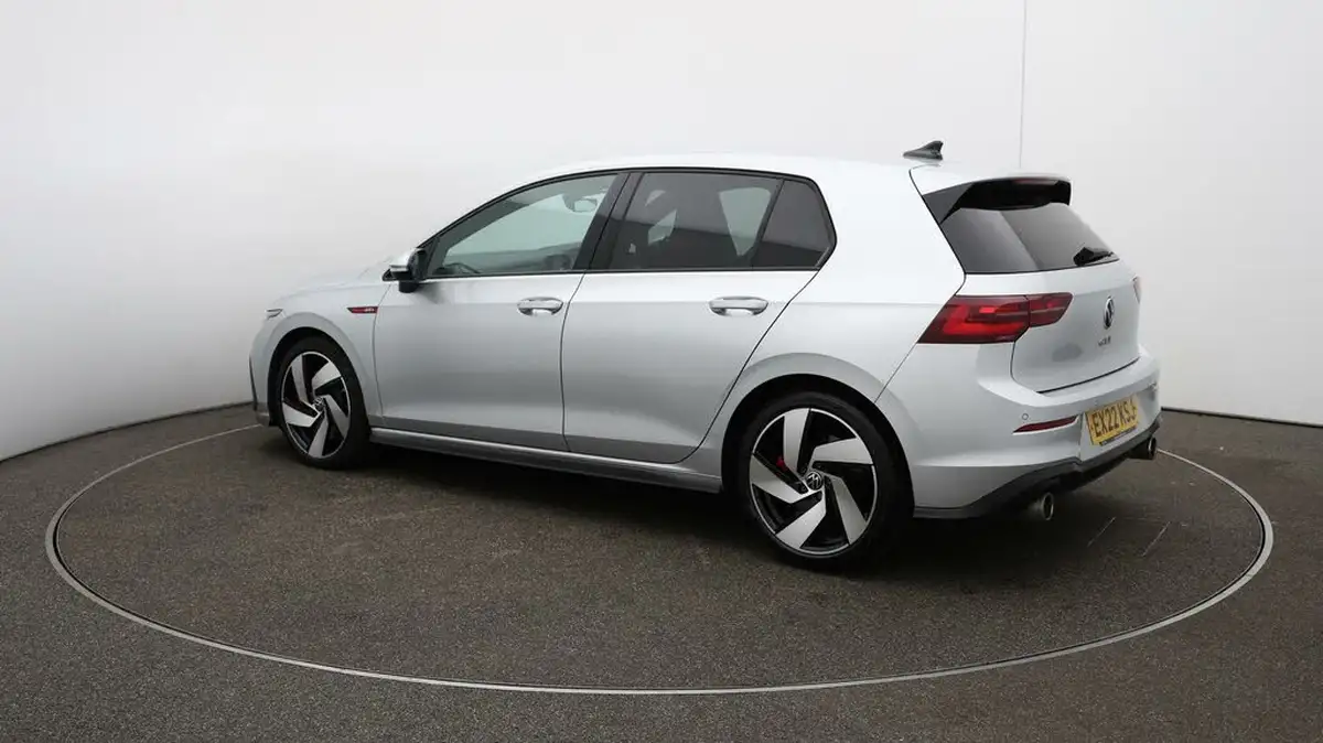2022-volkswagen-golf-20-tsi-gti-dsg-big-28