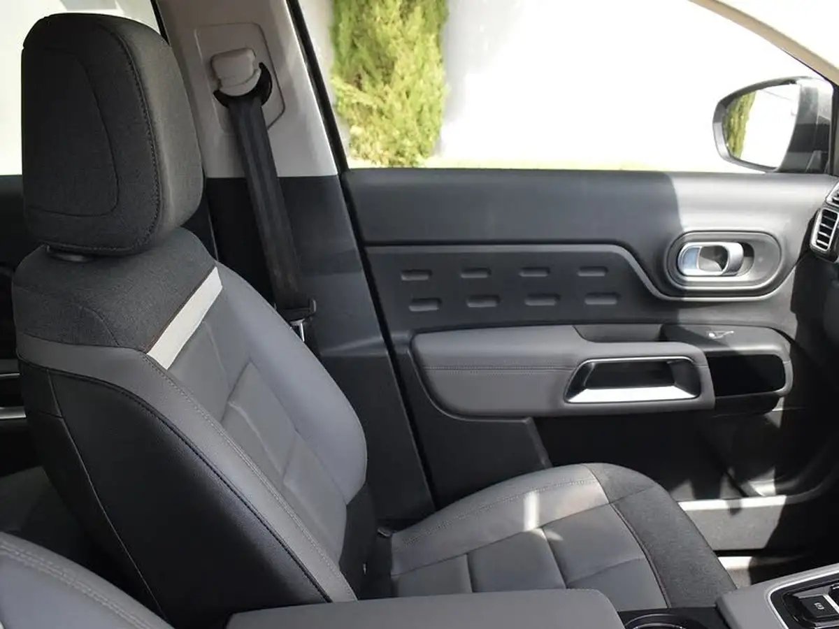 2021-citroen-c5-aircross-16-puretech-shine-plus-5d-big-14