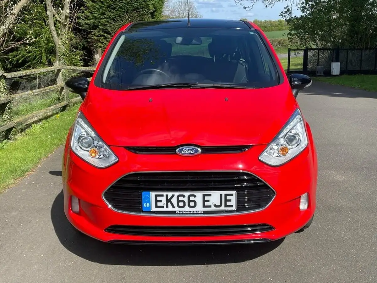 2016-ford-b-max-14-zetec-red-edition-big-3