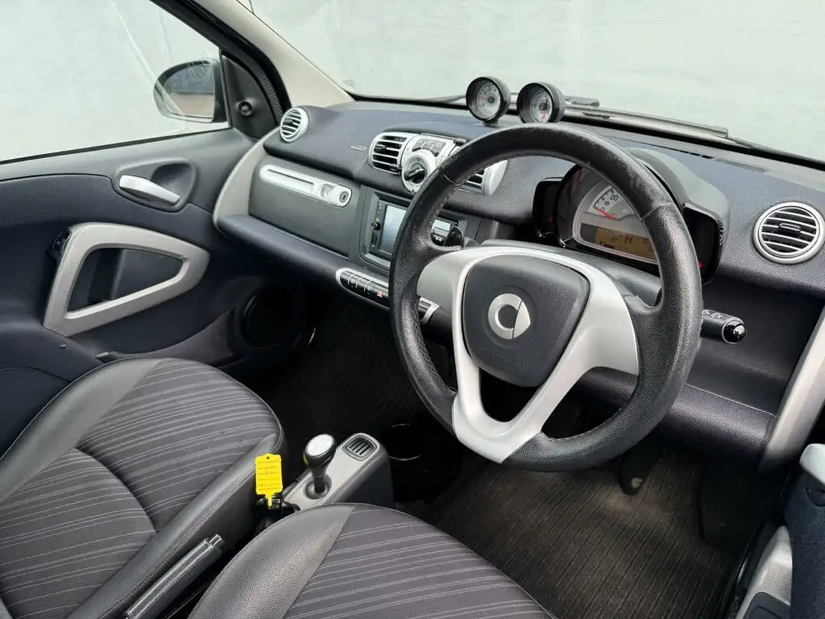 2014-smart-fortwo-10-pulse-83bhp-coupe-big-17