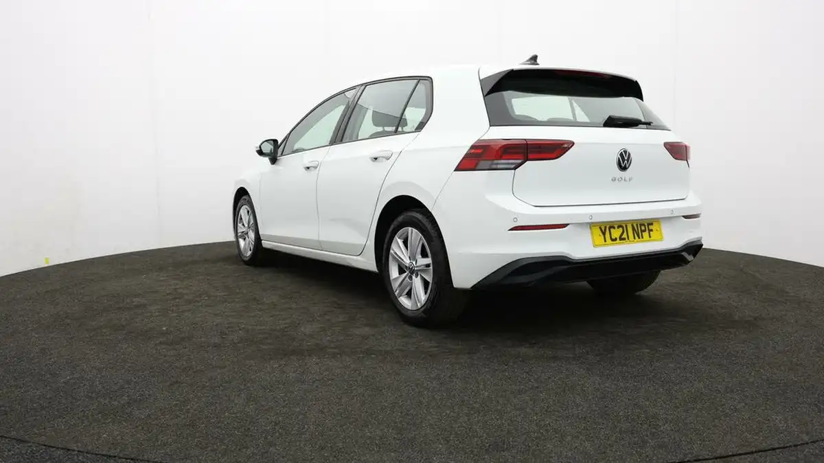 2021-volkswagen-golf-15-tsi-life-130ps-hatchback-big-69