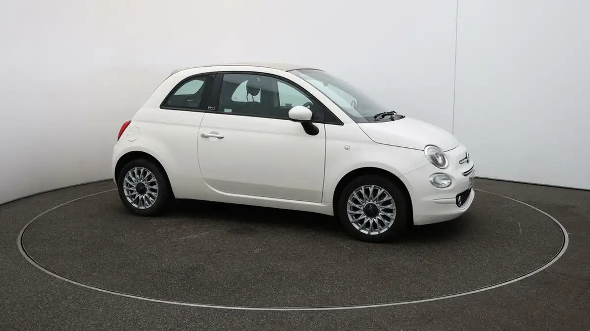 2021-fiat-500c-10-lounge-big-40