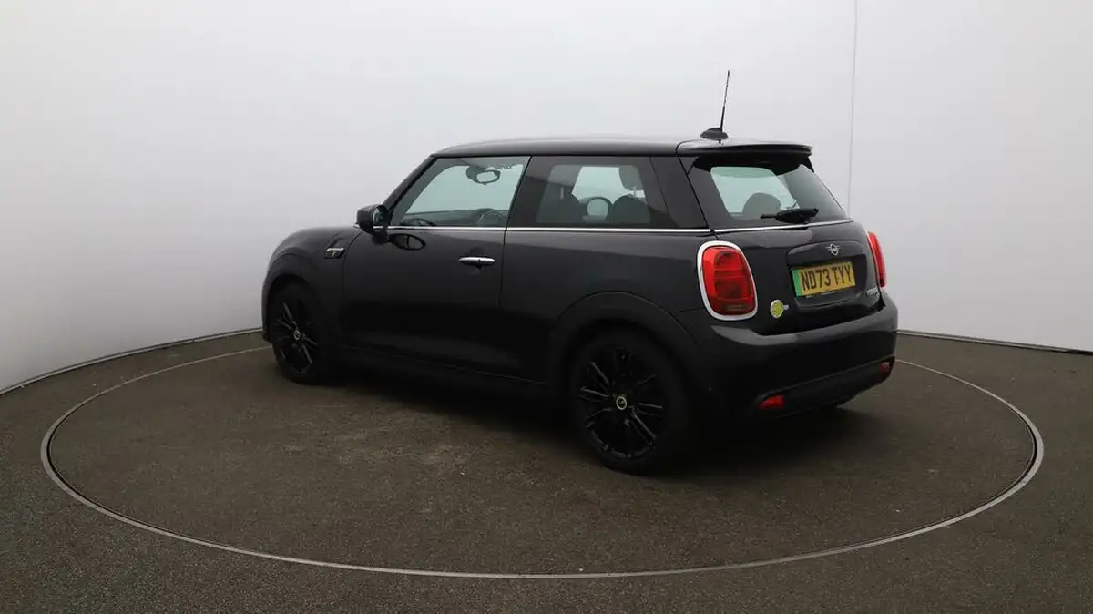 2023-mini-cooper-e-cooper-s-2-big-5