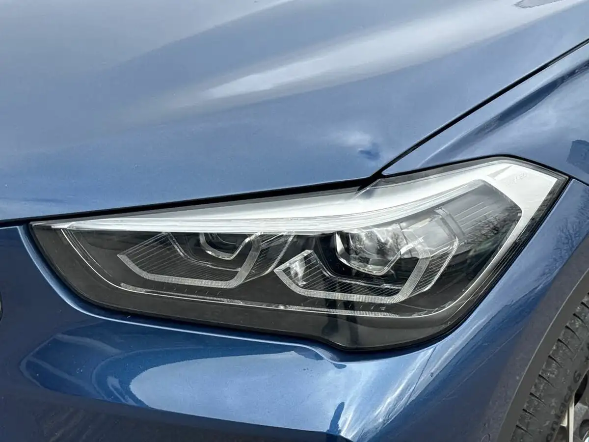 2021-bmw-x1-20-xdrive20i-xline-big-12