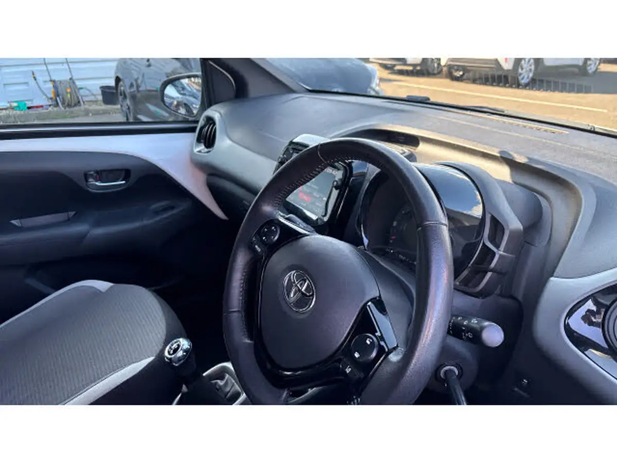 2021-toyota-aygo-10-vvt-i-x-trend-tss-big-10