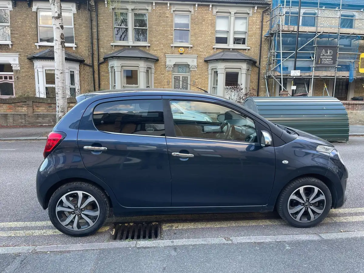 2017-citroen-c1-12-puretech-flair-5d-big-5