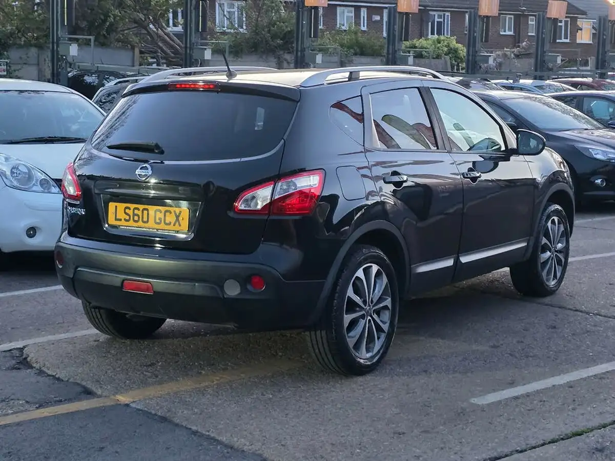 2010-nissan-qashqai-20-tekna-2wd-cvt-big-10