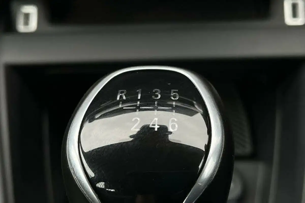 2022-citroen-c4-big-25