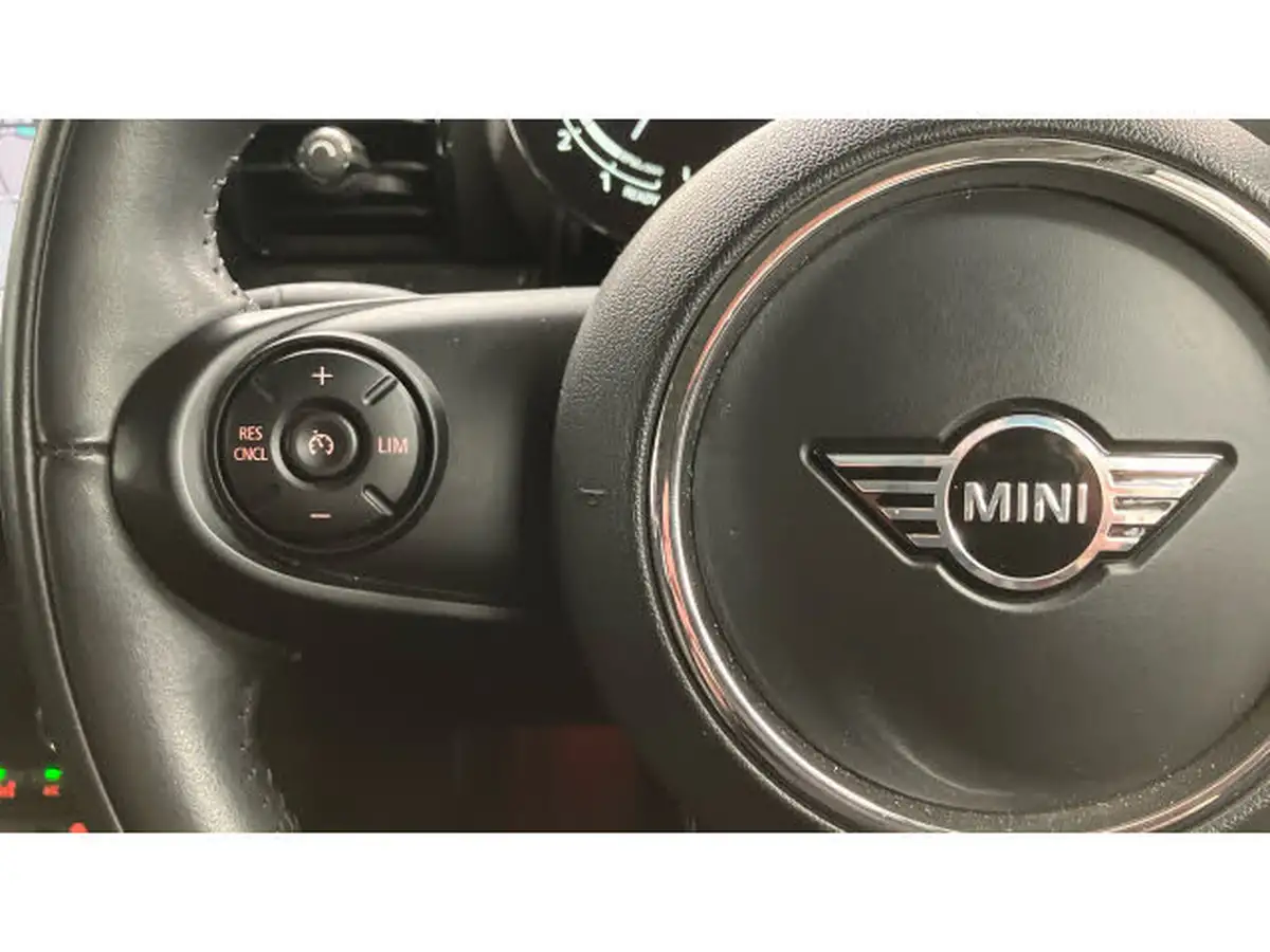 2020-mini-clubman-15-cooper-classic-big-16