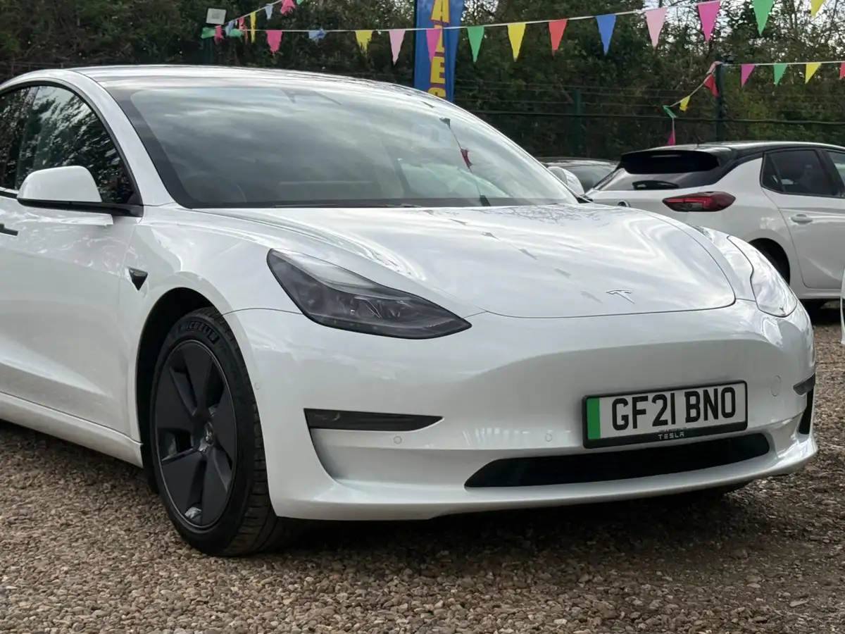 2021-tesla-model-3-e-long-range-4x4-big-21