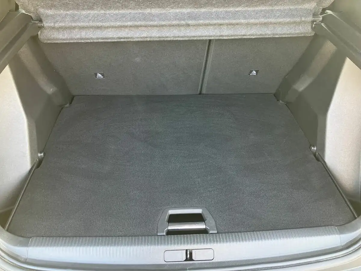 2022-peugeot-2008-suv-12-puretech-allure-premium-100bhp-big-19