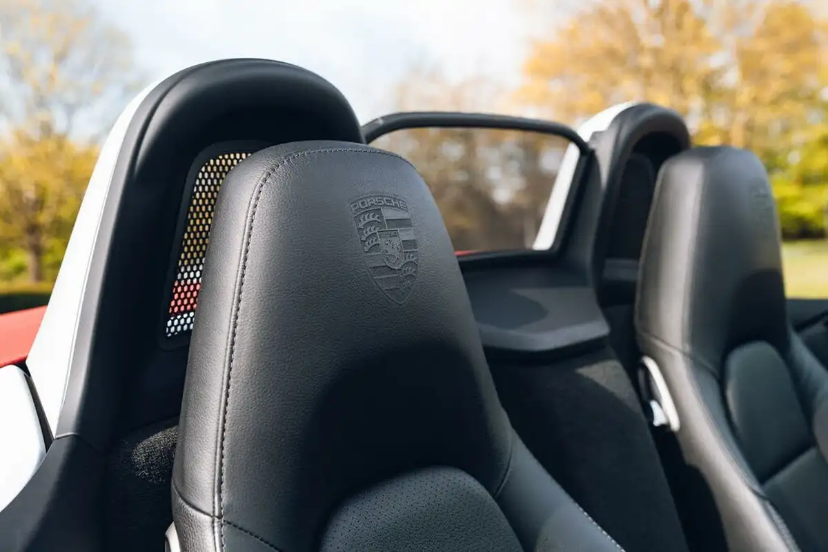 2015-porsche-boxster-s-34-pdk-big-29