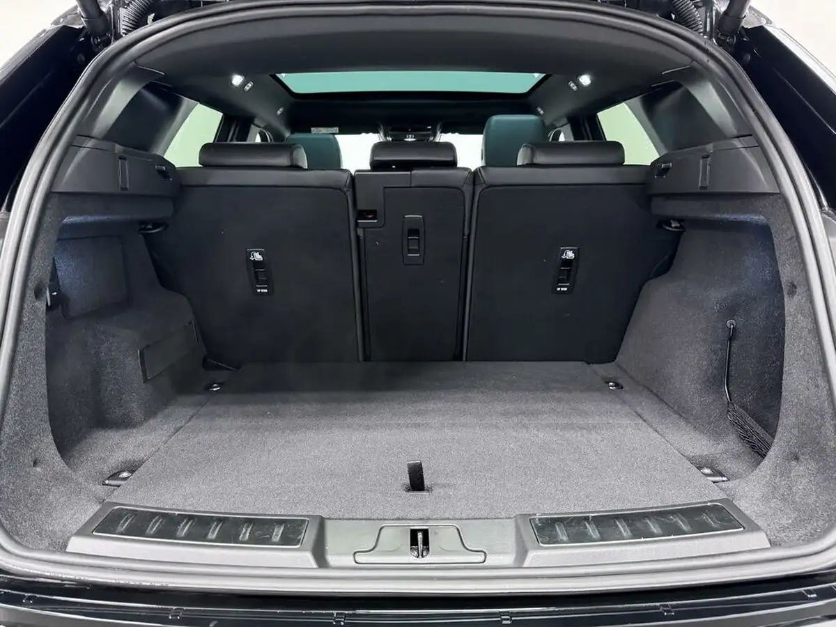 2024-land-rover-range-rover-evoque-15-p300e-dynamic-se-big-7