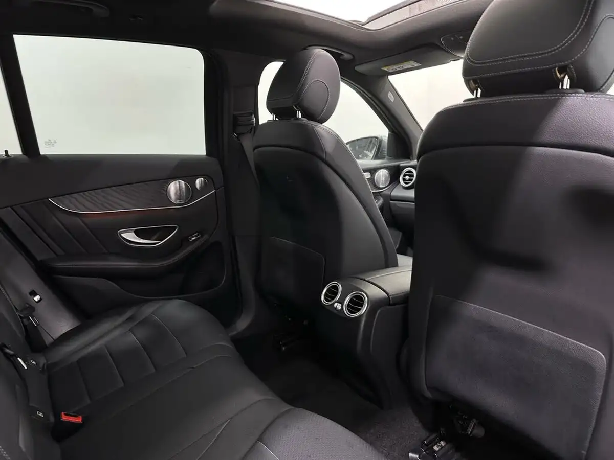 2017-mercedes-benz-glc-class-30-d-glc350d-amg-line-premium-plusss-station-wagon-5d-big-40