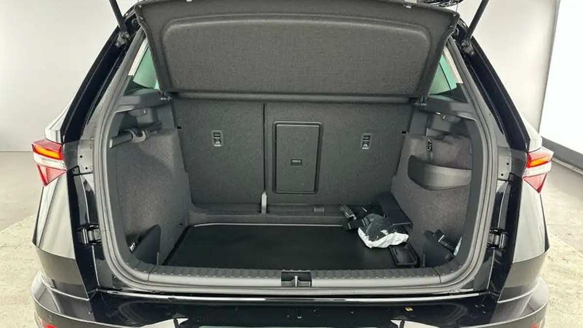 2024-skoda-karoq-15-tsi-se-l-dsg-big-30