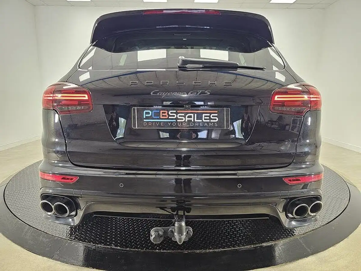 2015-porsche-cayenne-36-gts-big-19