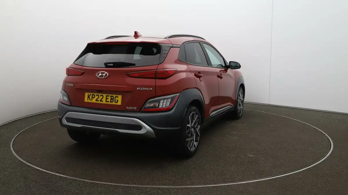 2022-hyundai-kona-16-gdi-premium-big-47