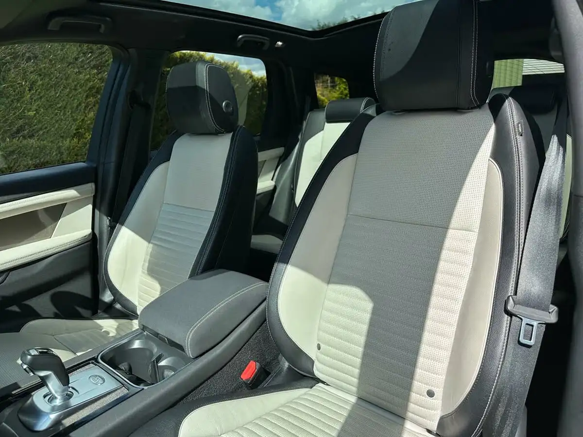 2020-land-rover-discovery-sport-20-d180-r-dynamic-se-big-32