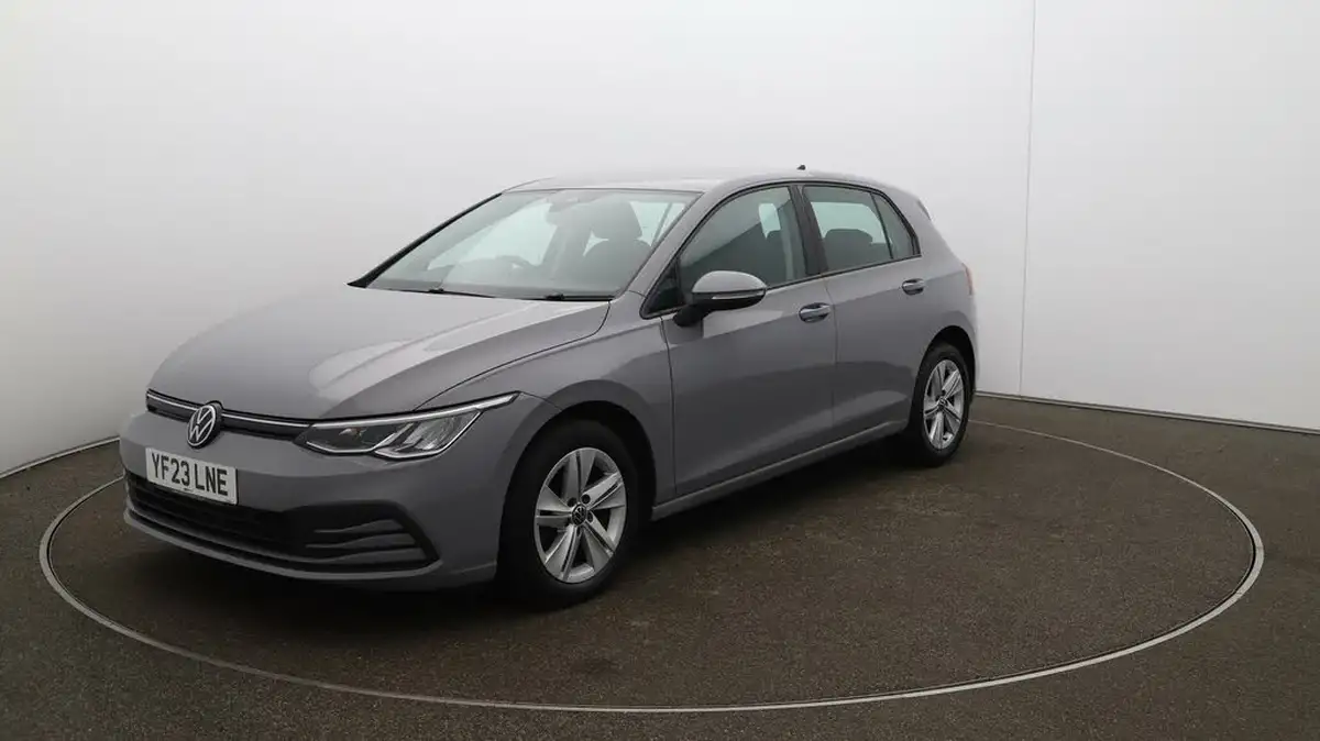 2023-volkswagen-golf-15-tsi-life-130ps-hatchback-big-59