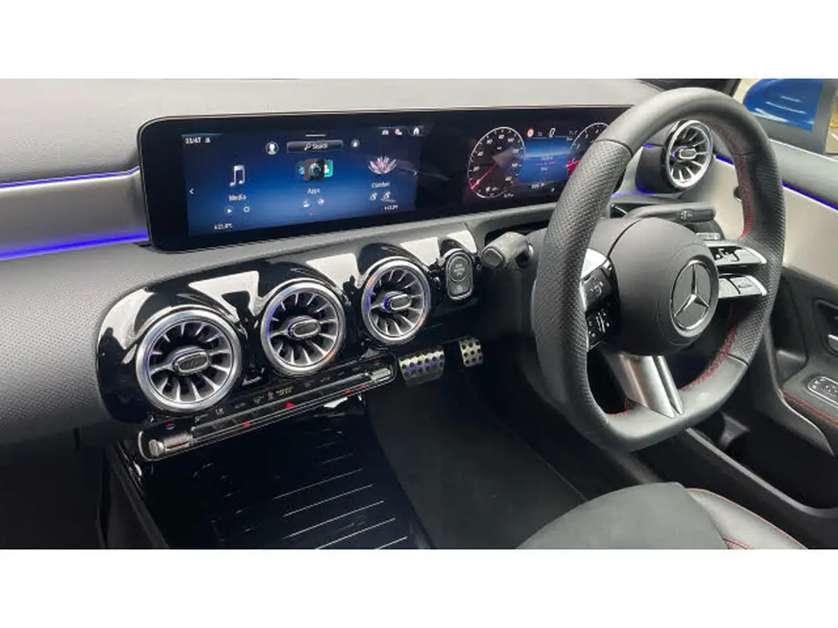 2024-mercedes-benz-a-class-13-a200-amg-line-premium-hatchback-5d-big-8