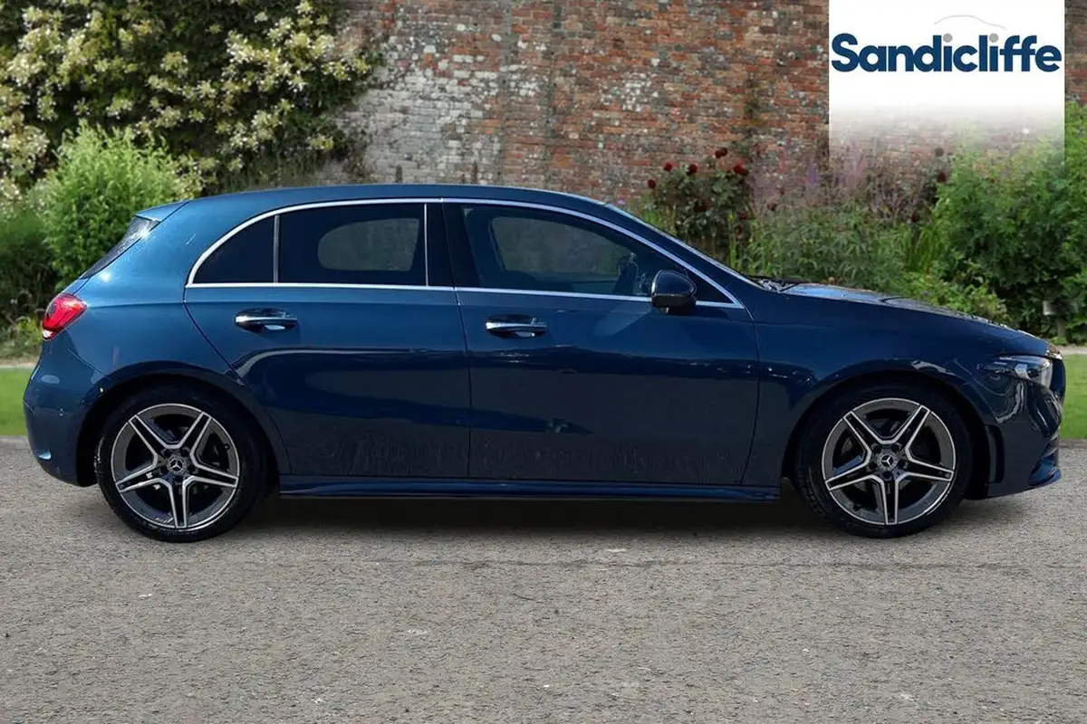 2019-mercedes-benz-a-class-20d-a200d-amg-line-premium-hatchback-5d-big-2