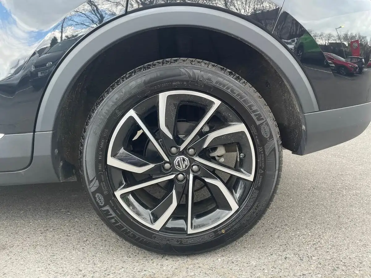 2024-mg-zs-suv-10t-gdi-exclusive-big-8