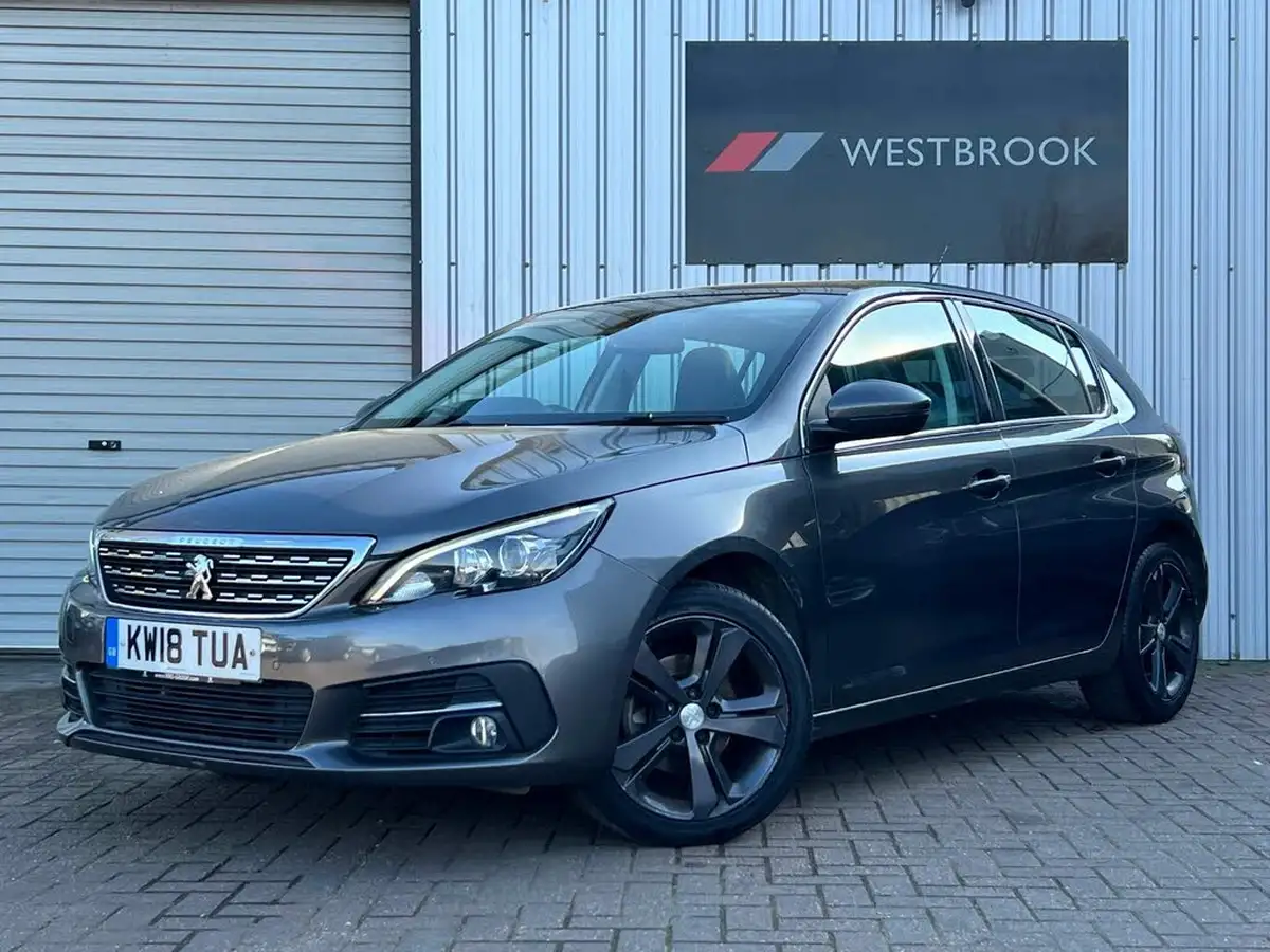 2018-peugeot-308-12-puretech-allure-130bhp-big-4