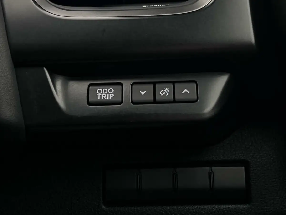 2021-lexus-ux-250h-20-ux-184bhp-without-navigation-big-36