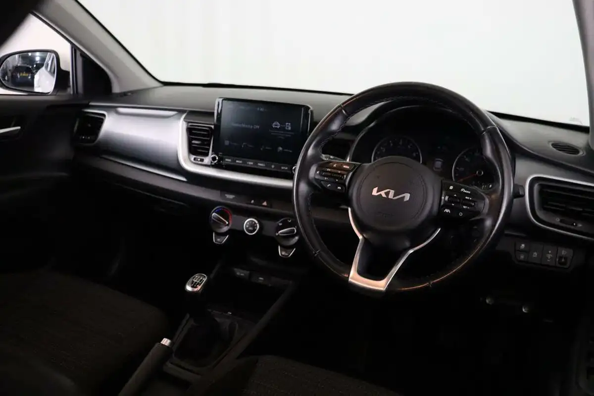 2023-kia-stonic-10-t-gdi-2-99bhp-big-13