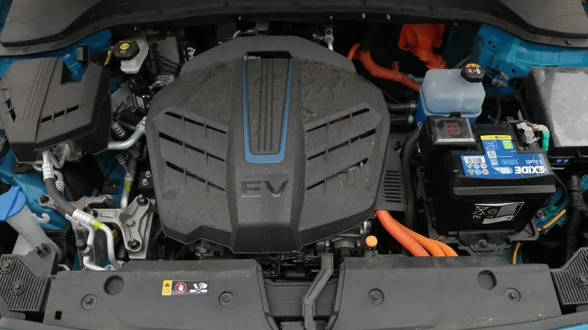 2022-hyundai-kona-e-premium-204ps-64kwh-7kw-obc-big-19