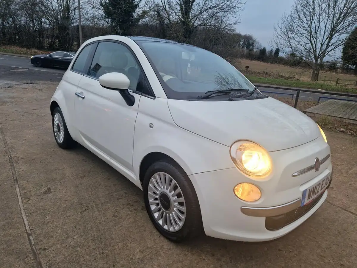 2012-fiat-500-12-lounge-ss-big-0