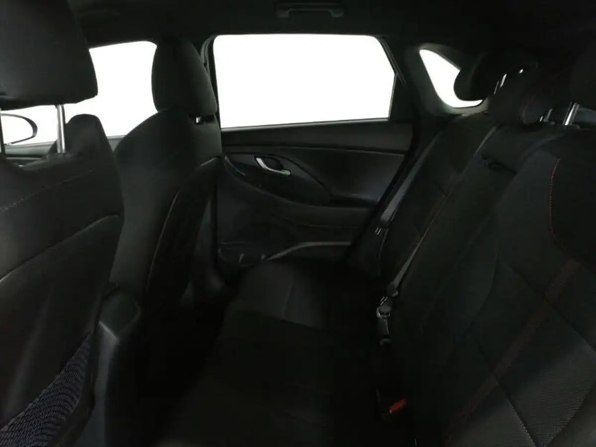 2021-hyundai-i30-15-t-gdi-n-line-hatchback-big-5