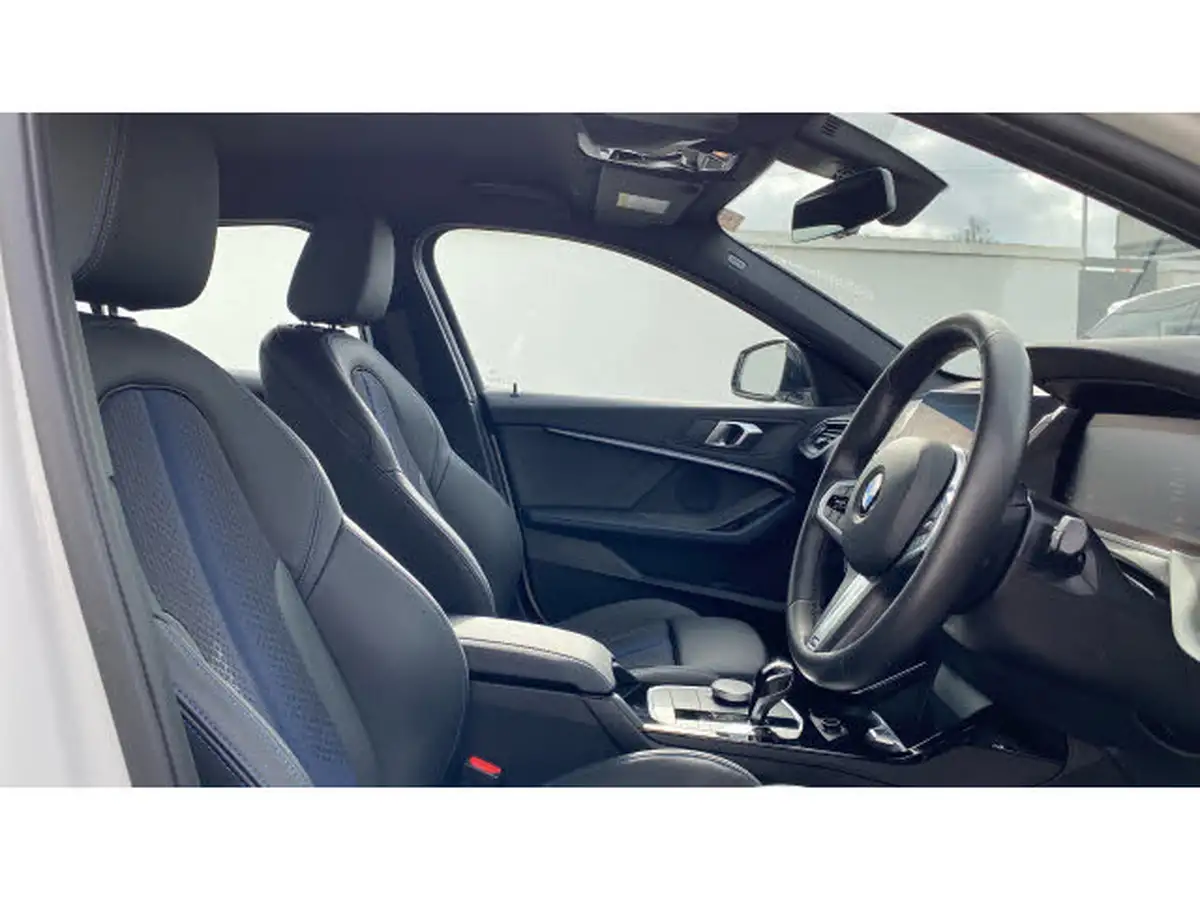 2023-bmw-1-series-15-118i-m-sport-lcp-dct-big-10