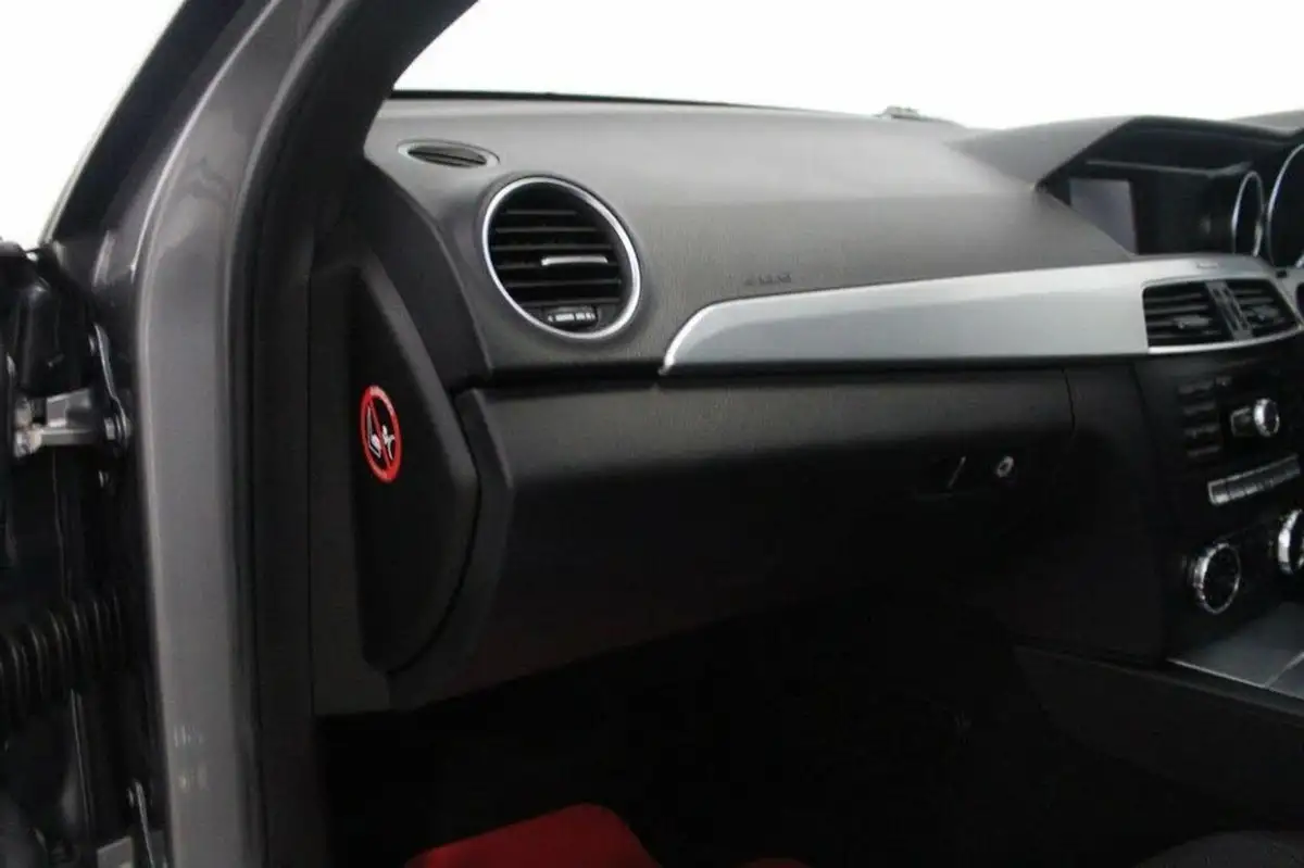 2012-mercedes-benz-c-class-21td-c220-cdi-amg-sport-168bhp-cdi-coupe-2d-7g-tronic-plus-big-20
