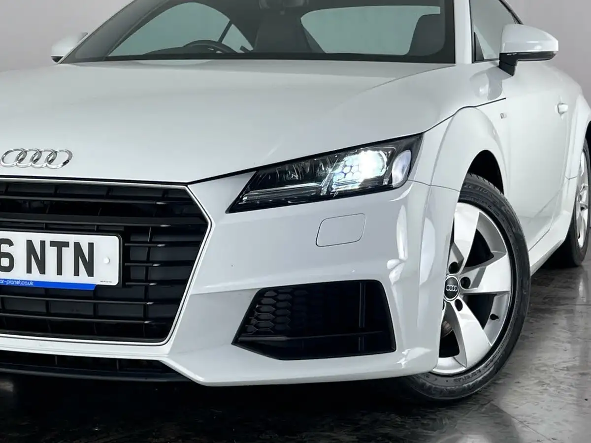 2016-audi-tt-coupe-20-tfsi-s-line-big-37