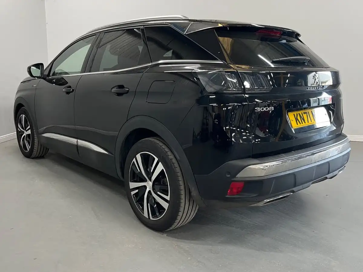 2022-peugeot-3008-suv-16-puretech-gt-premium-300bhp-4wd-hybrid4-e-eat8-big-1