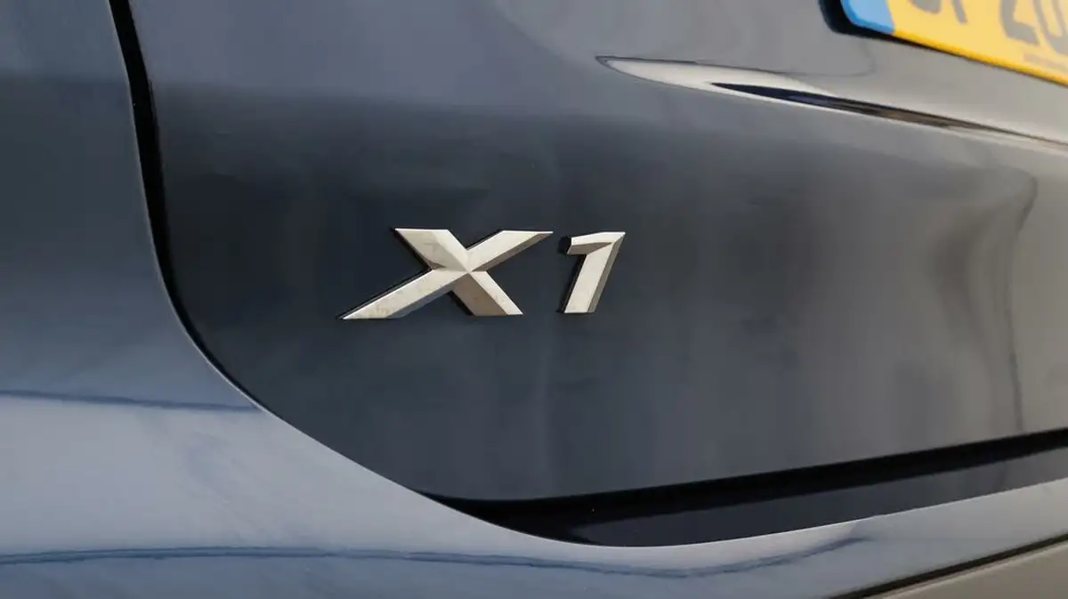 2020-bmw-x1-20-sdrive20i-se-189bhp-big-19