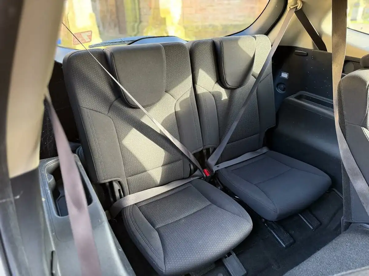 2013-kia-carens-16-gdi-1-big-17