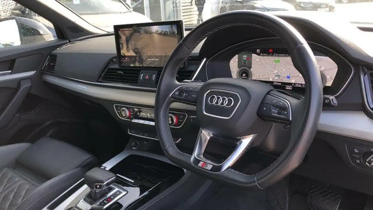 2021-audi-q5-20-55-tfsi-e-competition-station-wagon-big-5