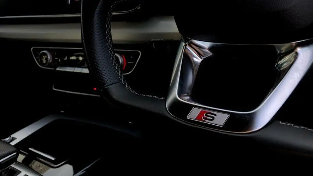 2021-audi-q5-20-55-tfsi-e-competition-station-wagon-big-29