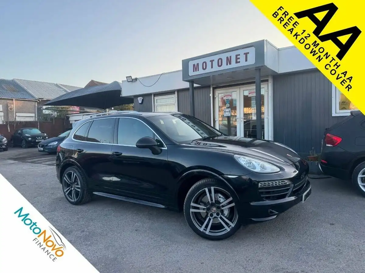 2013-porsche-cayenne-big-0