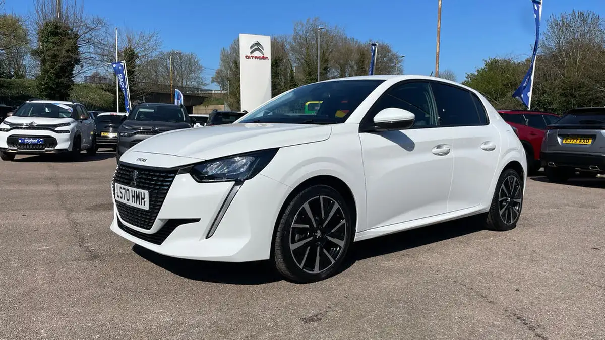 2020-peugeot-208-12-puretech-allure-premium-100bhp-big-6