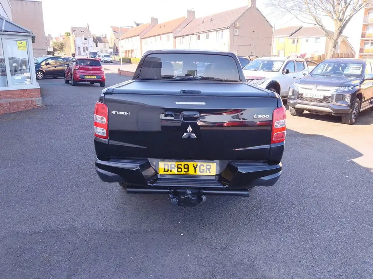 2019-mitsubishi-l200-24di-d-challenger-auto-big-5