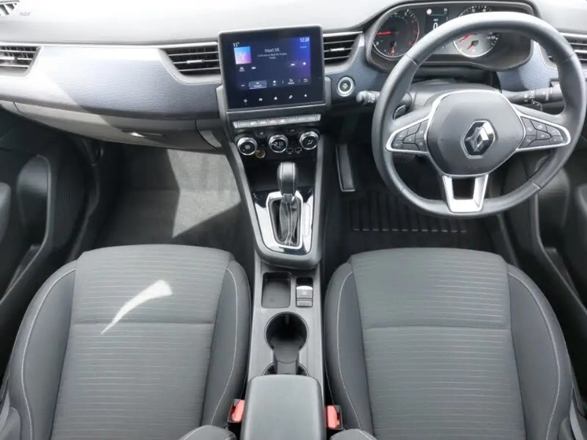 2022-renault-arkana-13-tce-iconic-big-2